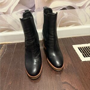 Black Leather Veronica Beard